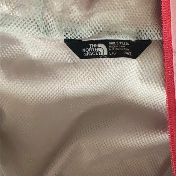 Girls North Face wind breaker - Picture 4 of 4